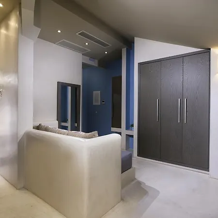 Ocean Beach Hotel 4*